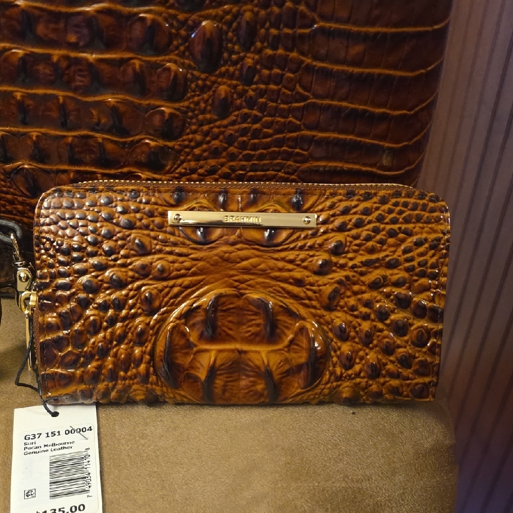 Brahmin Brown Crocodile Embossed Handbag - Picture 10 of 11